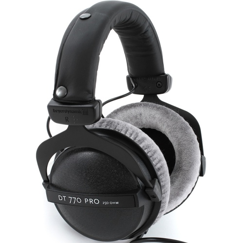Beyerdynamic DT 770 Pro, Closed Back Studio Headphones (250 Ohm)