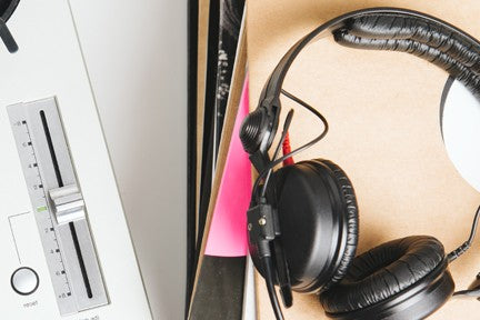 Teaser Thumnail for Best DJ Headphones Blog