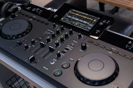 New XDJ-AN from AlphaTheta