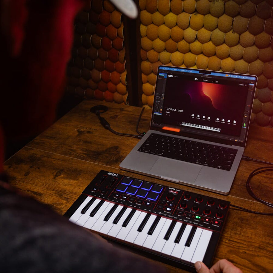 Akai Professional MPK Mini MK4, MIDI Controller Keyboard, Black