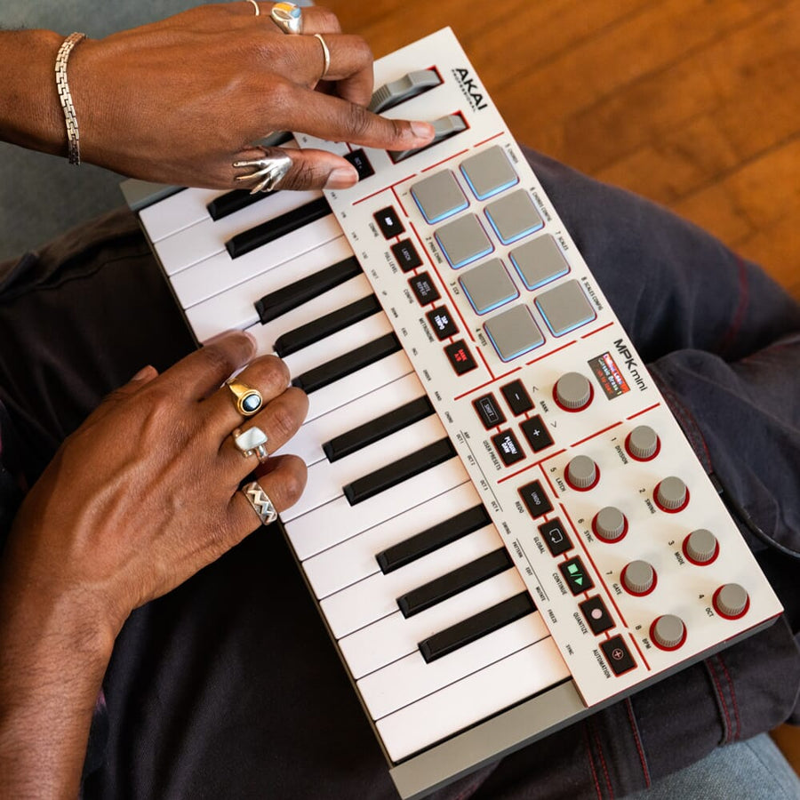 Akai Professional MPK Mini MK4, MIDI Controller Keyboard, Grey