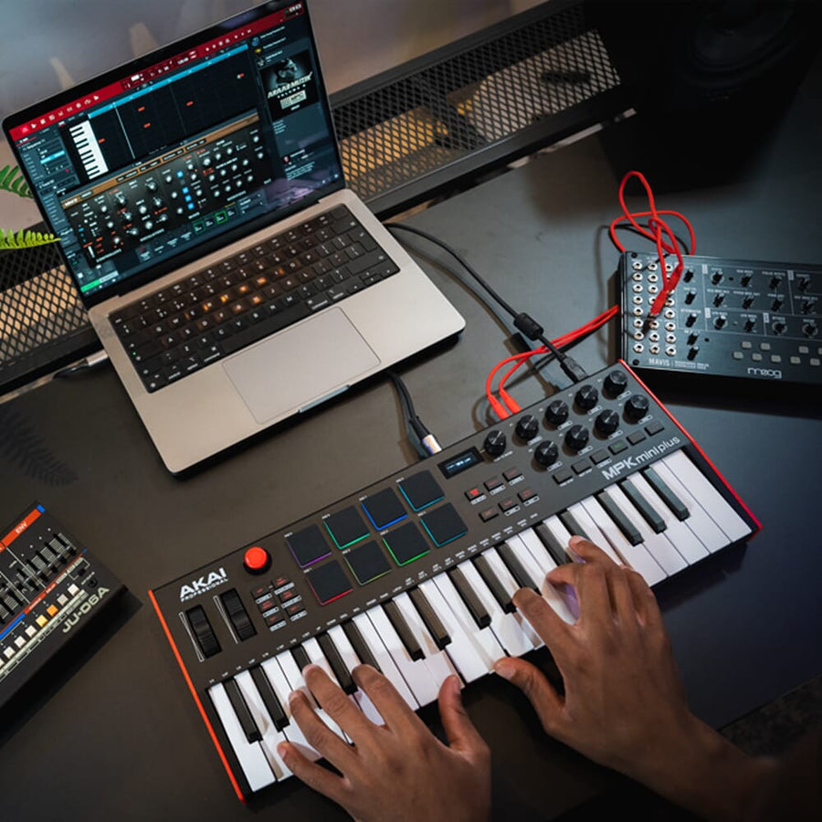 Akai Professional MPK Mini Plus, MIDI Controller Keyboard + Komplete Select