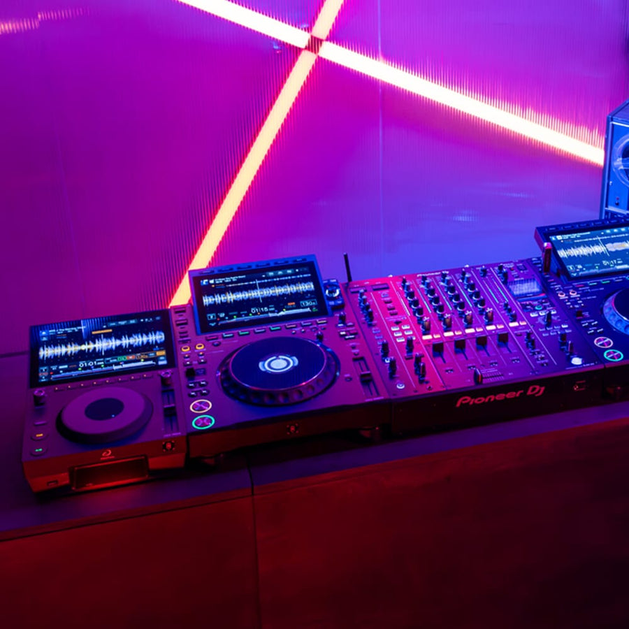 AlphaTheta CDJ-1500X Professional DJ Multi Players (Pair)