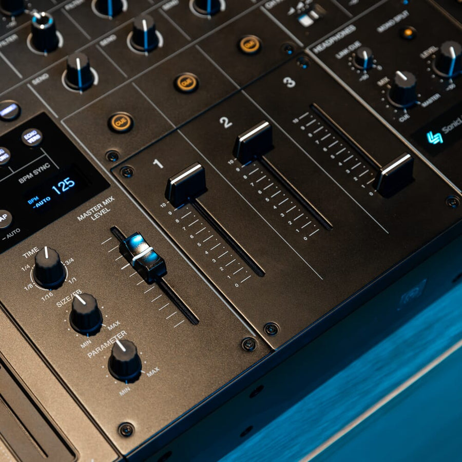 AlphaTheta DJM-V5, 3-Channel Professional DJ Mixer