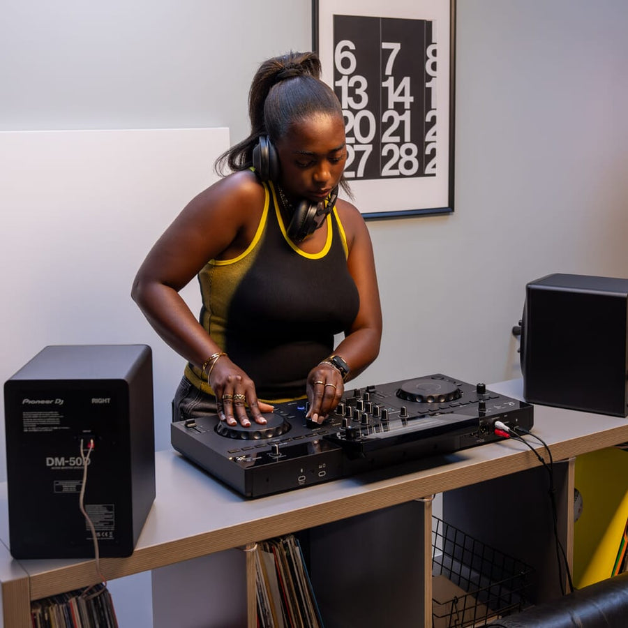 AlphaTheta XDJ-AN, 2-Channel All-In-One Standalone Rekordbox DJ System