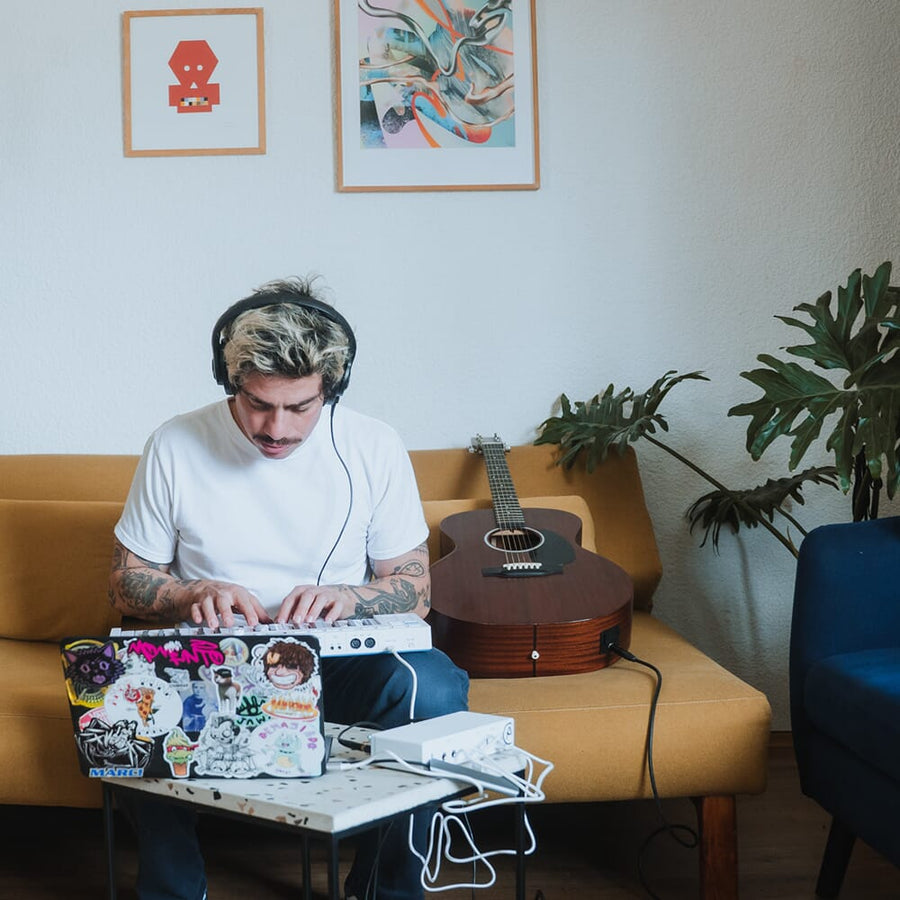 Arturia KeyStep MK2 White,  USB Keyboard with Polyphonic Step Sequencer