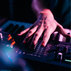 Arturia MiniFreak 49, 49-Key Polyphonic Hybrid Synthesizer with Step-Sequencer