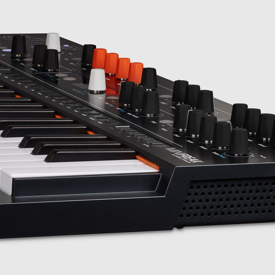 Arturia MiniFreak, 37-Key Polyphonic Hybrid Synthesizer with Step-Sequencer