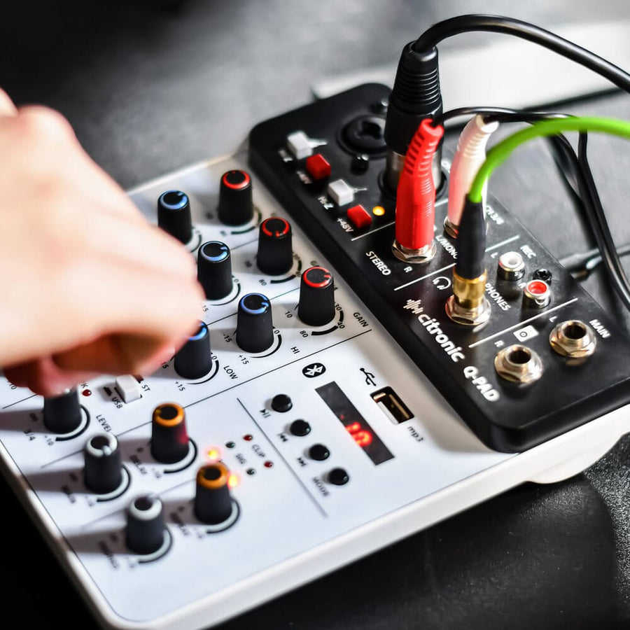 Citronic Q-PAD, 4-Channel Compact Mixer with USB & Bluetooth
