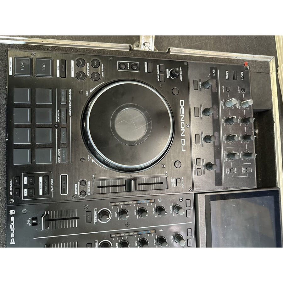 Denon DJ Prime 4+ with Swan Flight Case (B-Stock)