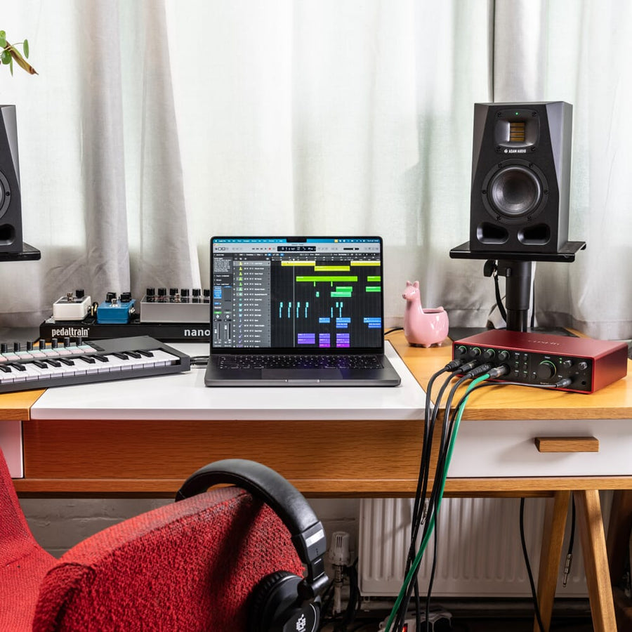 Focusrite Scarlett 18i16 (G4) USB 18 In/16 Out Desktop Audio Interface with 4 Mic Preamps, MIDI and SPDIF