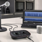 Focusrite Vocaster Two, Podcast Interface for Content Creators