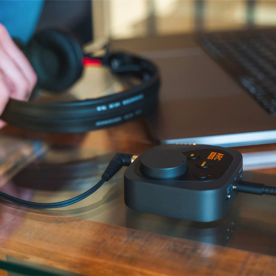 IK Multimedia ARC On-Ear, Headphone Correction / Virtual Monitoring System