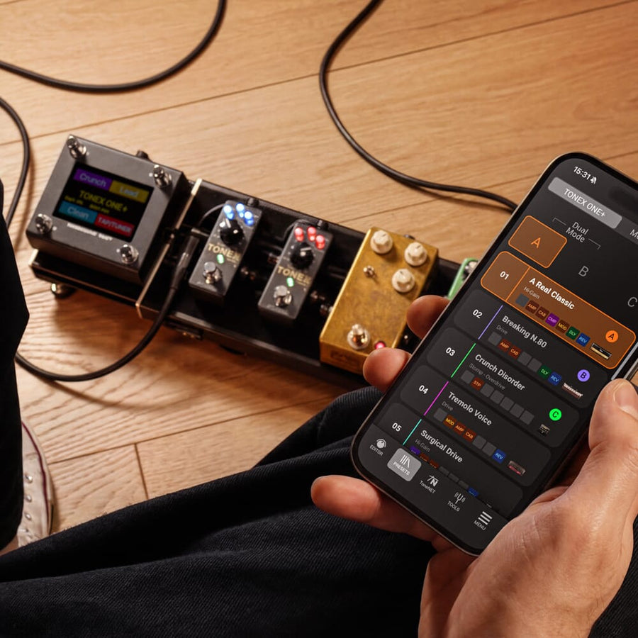 IK Multimedia Amplitube ToneX One+ Effects Pedal with MIDI
