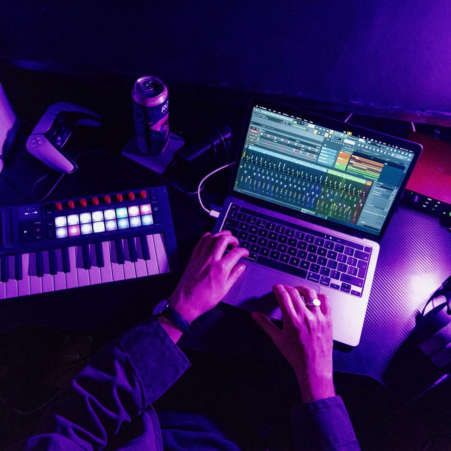 Novation FLkey MK2 Mini 25, USB MIDI Keyboard for FL Studio + Komplete Select