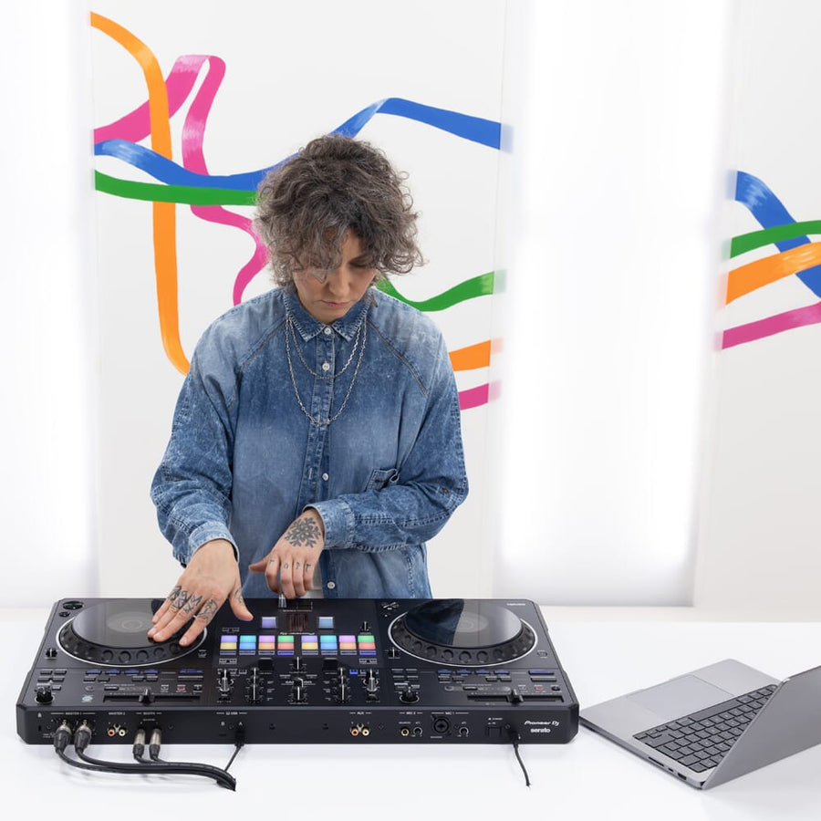 Pioneer DJ DDJ-REV5 Serato DJ Controller, DM-40D White Speakers, Laptop Stand & HDJ-CUE1 Headphones Bundle