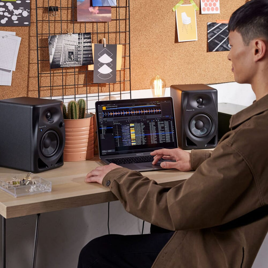 Pioneer DJ DM-40D BT, 4