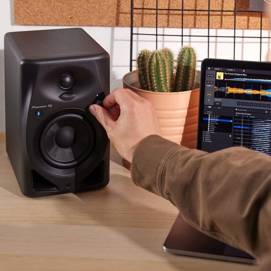 Pioneer DJ DM-40D BT, 4