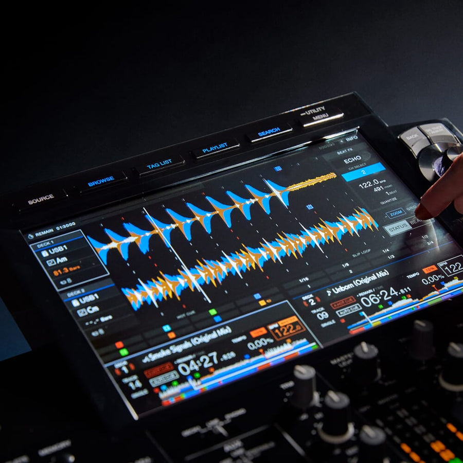 Pioneer DJ XDJ-RX3, 2 Channel Standalone Rekordbox & Serato DJ Pro Controller