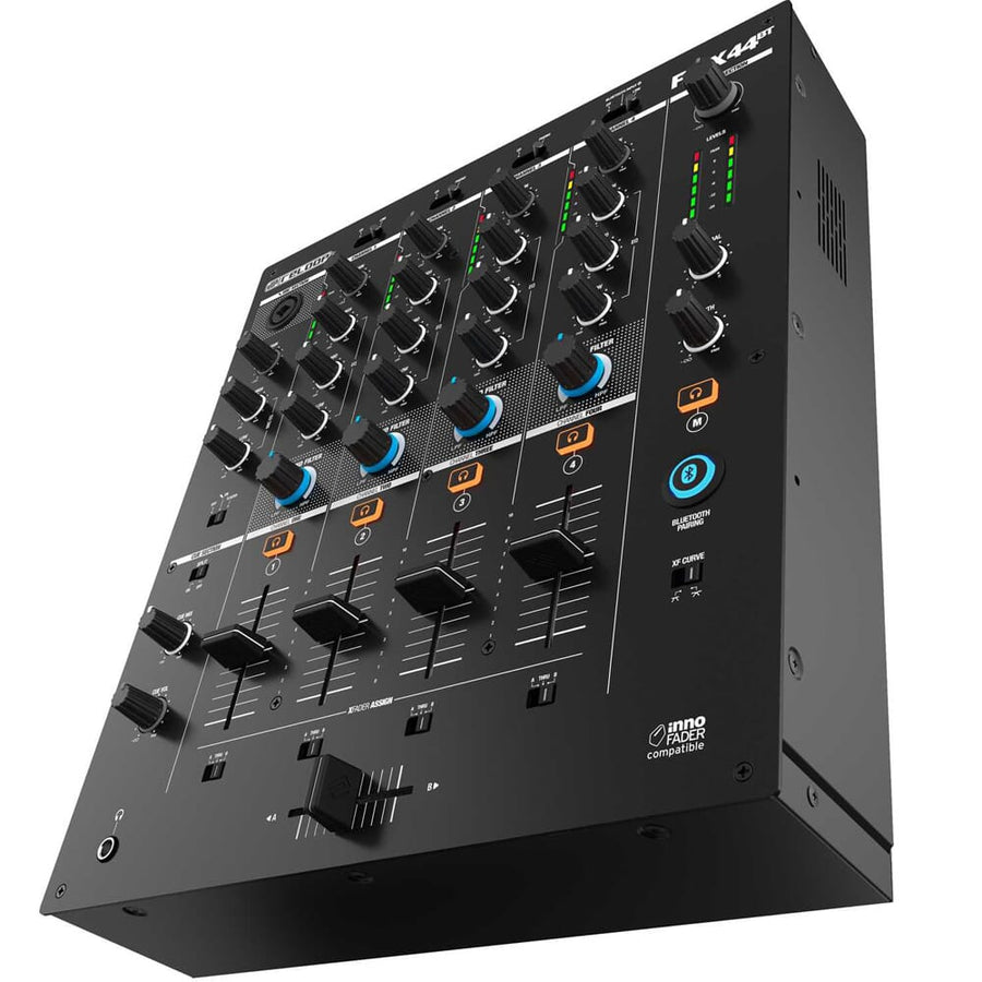 Reloop RP-5000 MK4 Turntable Bundle with RMX-44 BT Mixer