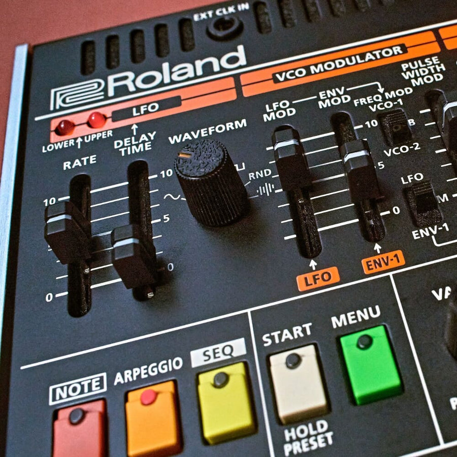 Roland Jupiter-08 Boutique Synthesizer (Recreation of the Jupiter-8) Includes the K-25m Keyboard