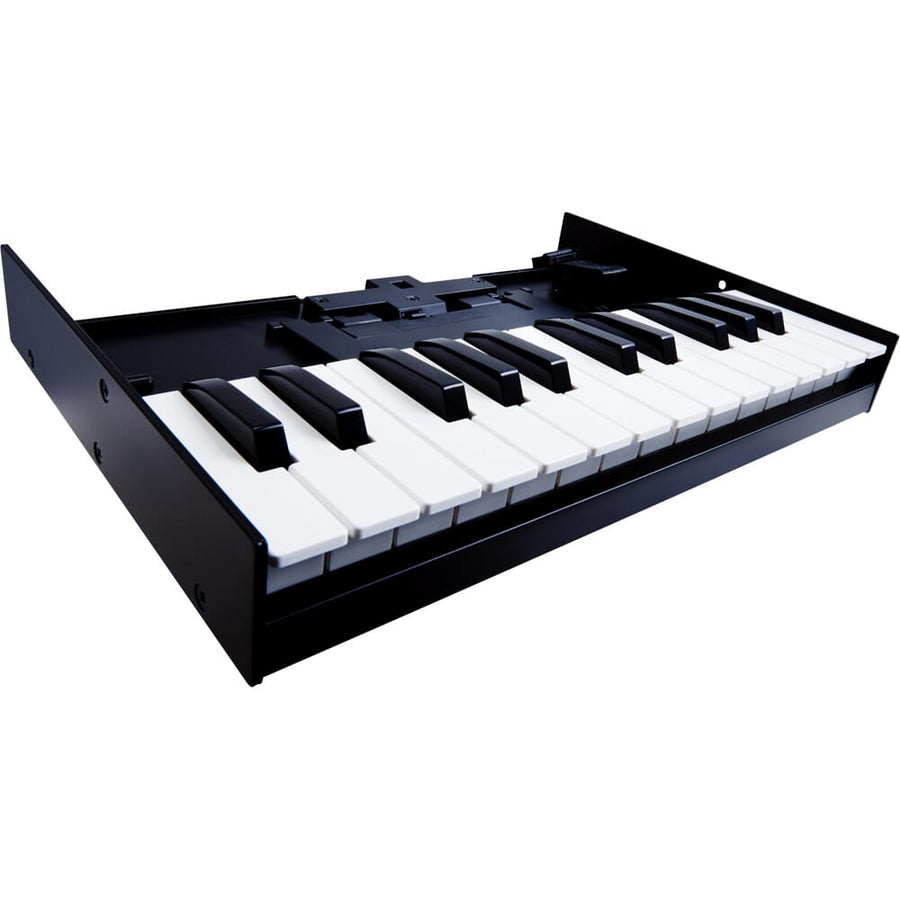 Roland Jupiter-08 Boutique Synthesizer (Recreation of the Jupiter-8) Includes the K-25m Keyboard