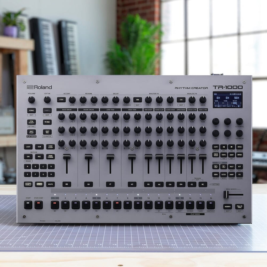 Roland TR-1000 Rhythm Creator