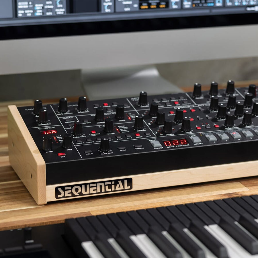 Sequential Trigon-6, Analogue Polyphonic Desktop Synthesizer Module