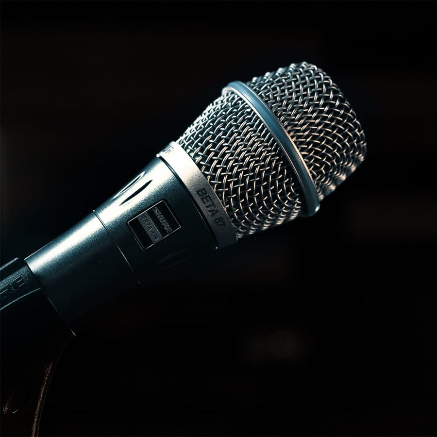 Shure Beta 87A Professional Supercardioid Condenser Vocal Microphone