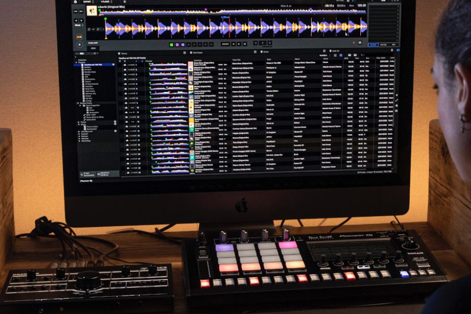 DJ Equipment London London DJ Gear The Disc DJ Store