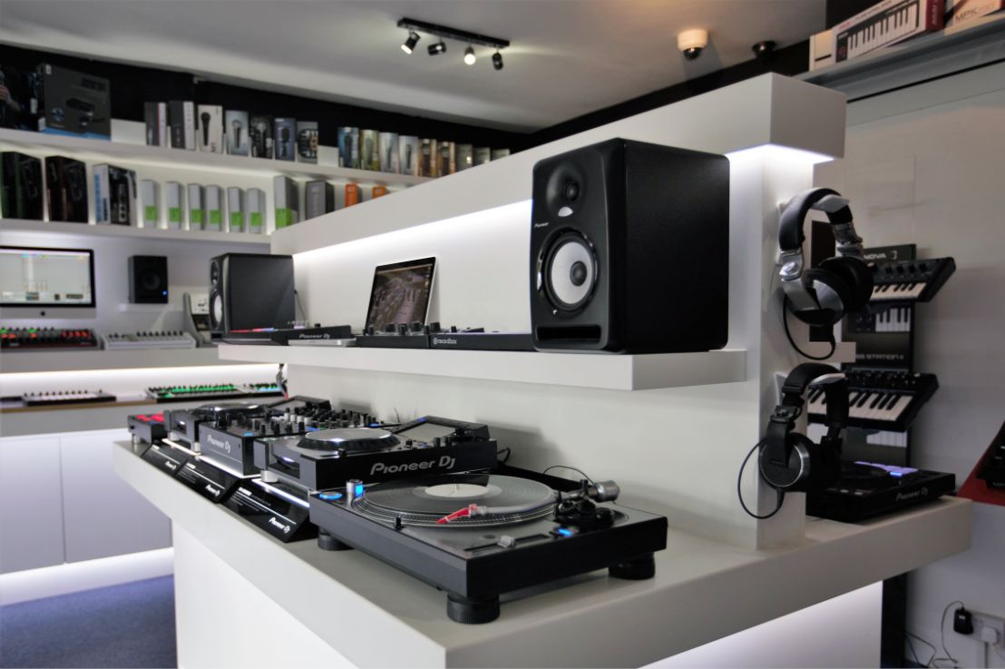 DJ & Studio Showroom - The Disc DJ Store