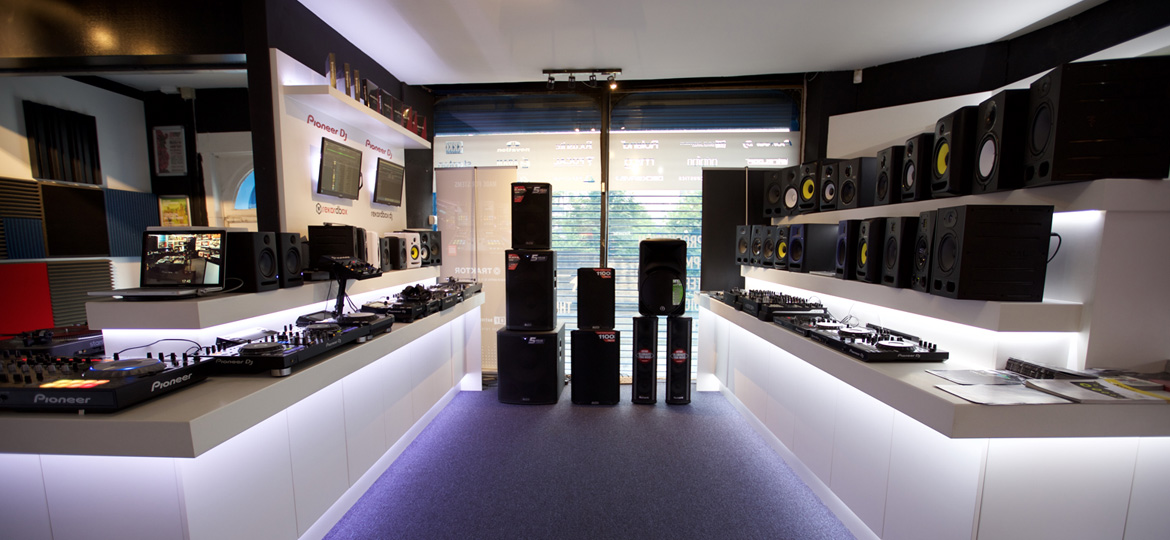 DJ Equipment Nottingham | Nottingham DJ Gear - The Disc DJ Store